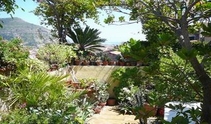 La Terrazza Dei Pelargoni B&B Ventimiglia Exteriör bild